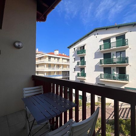 Апартаменти Studio Mezzanine A 100M De La Plage Avec Balcon, Apercu Mer Et Parking - Saint-Jean-De-Luz - Fr-1-239-576 Екстер'єр фото